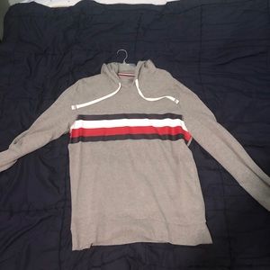 Tommy Hilfiger Gray Sweater